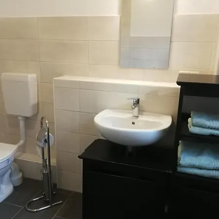 Appartement Gaestewohnung In Cottbus-klein Stroebitz Cottbus