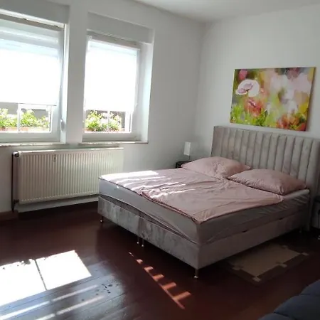 Gaestewohnung In Cottbus-klein Stroebitz Lejlighed